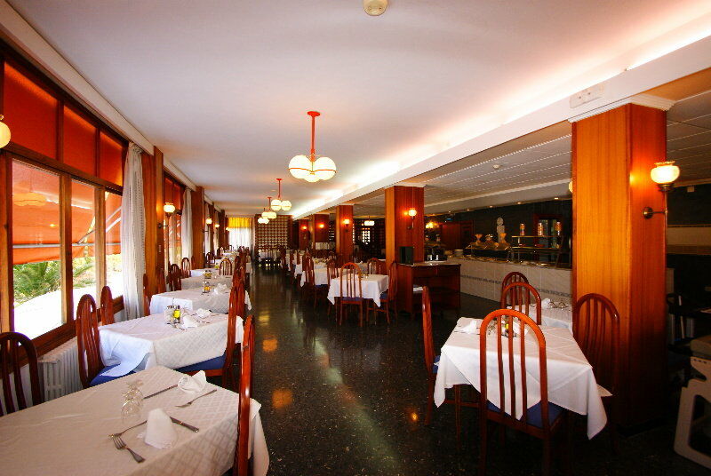 Hotel Abrat San Antonio  Exterior photo